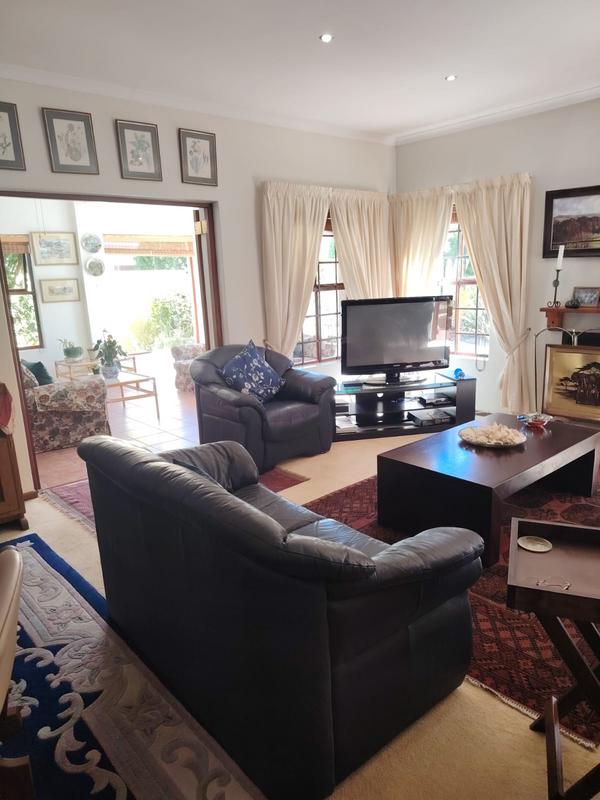 To Let 3 Bedroom Property for Rent in Sandbaai Western Cape